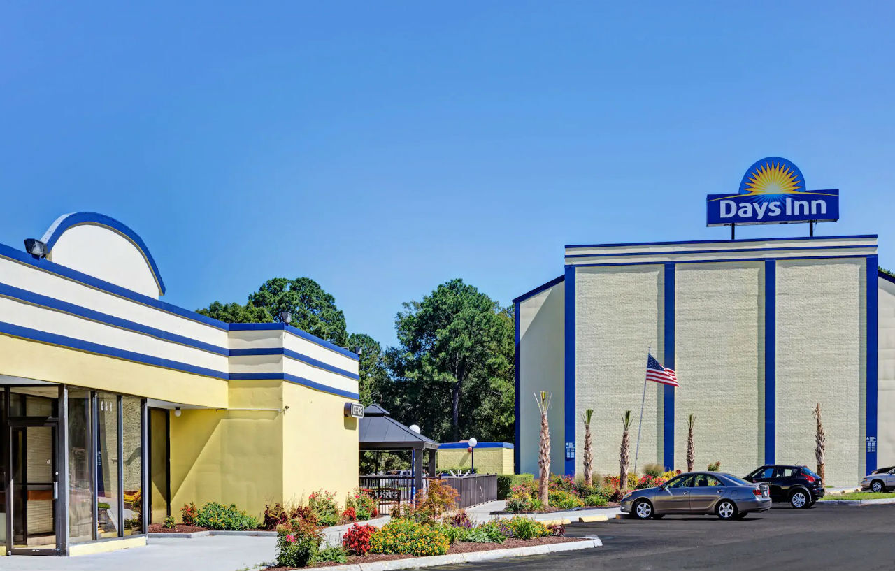 Days Inn By Wyndham Pensacola - Historic Downtown Exterior foto